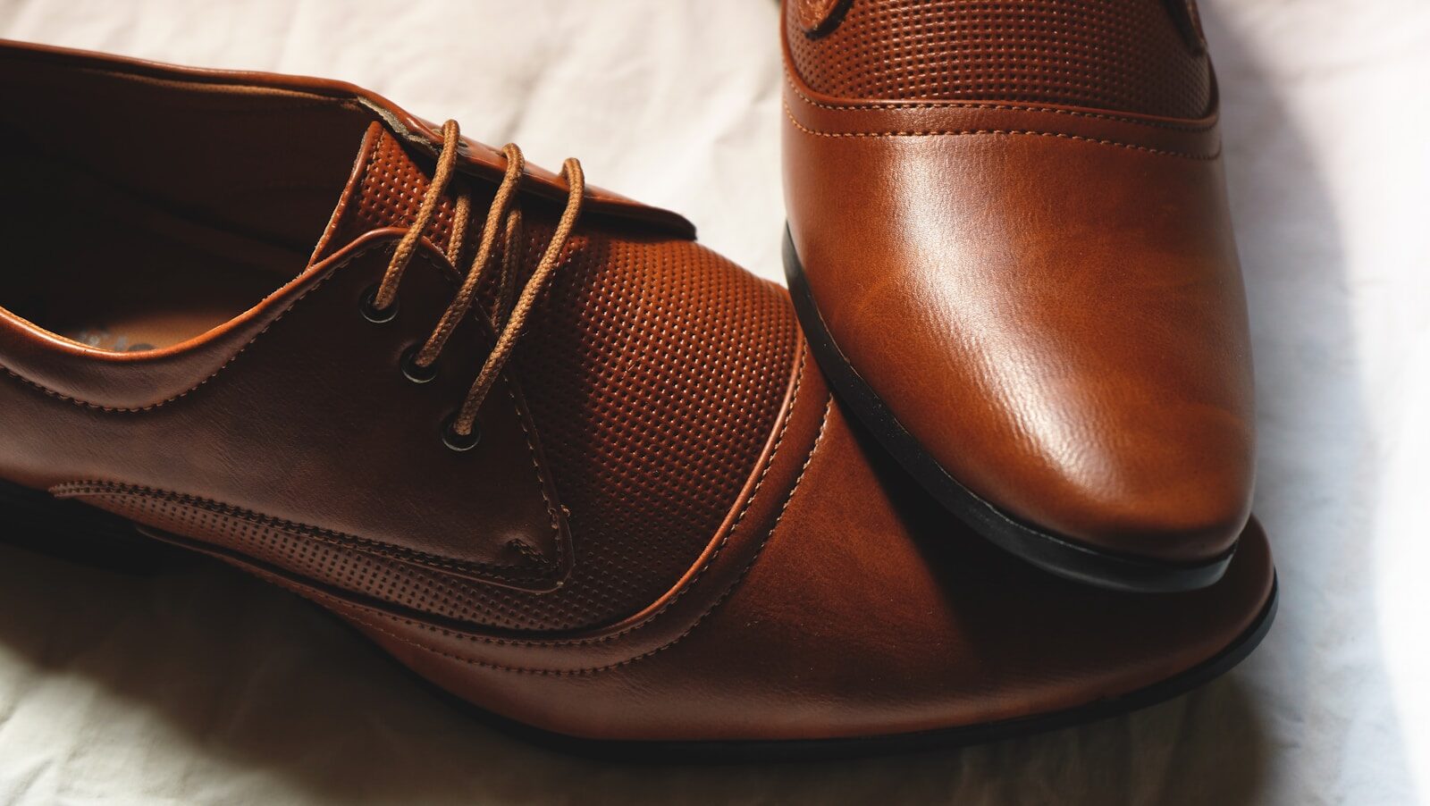 Classic Leather Derby Lace-Up Shoes